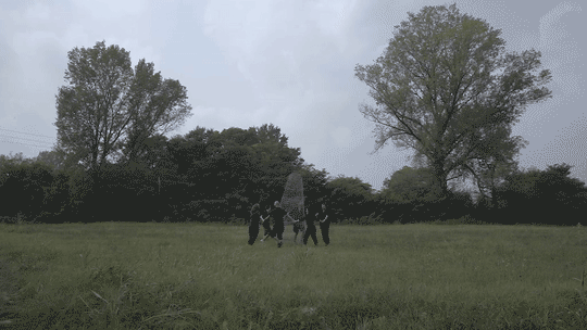 Menhir 1 gif